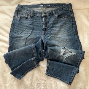 Old Navy Men's Relaxed Fit Distressed Blue Jeans